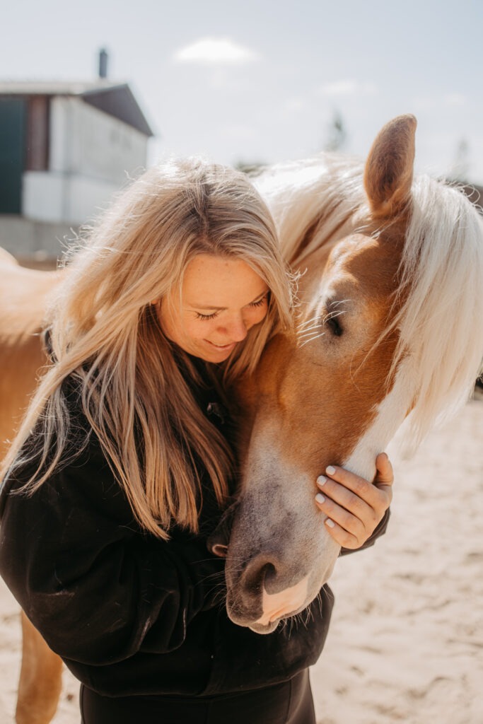 Personal Branding Flensburg Pferdetherapie Kira 81 von 500