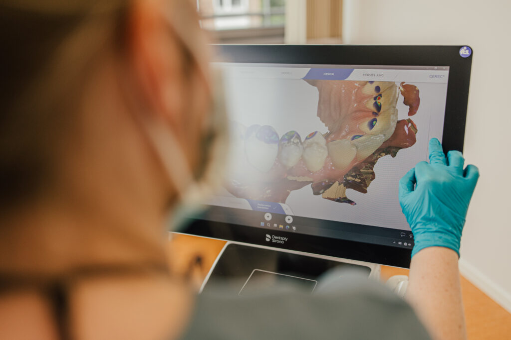 9 Zahnarztpraxis Zahnzeit Rostock 202 von 569